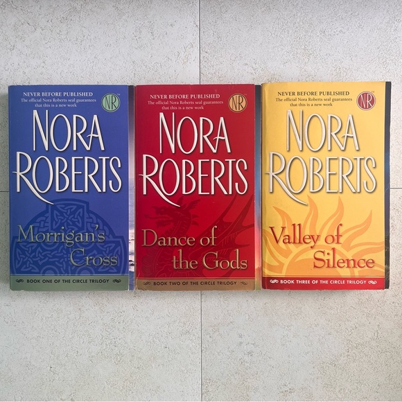 Complete The Circle Trilogy By Nora Roberts Books Novels - Picture 1 of 8